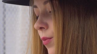All natural teen has a solo masturbation pussy play